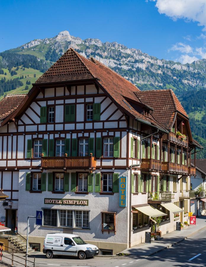 Hotel Restaurant Simplon 프루티겐 외부 사진