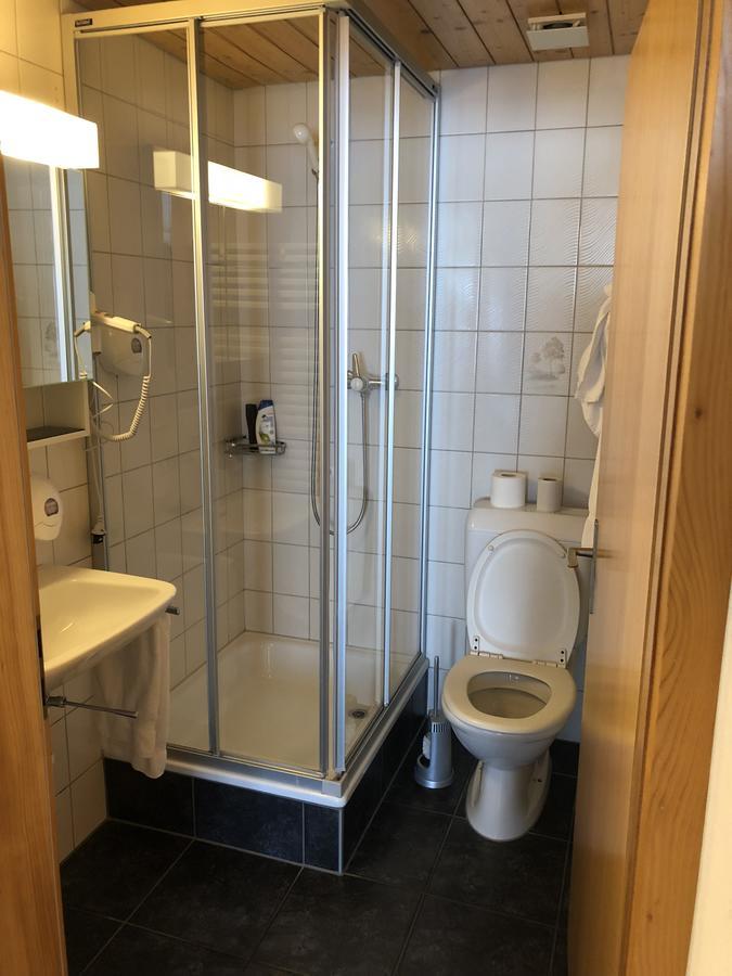 Hotel Restaurant Simplon 프루티겐 외부 사진