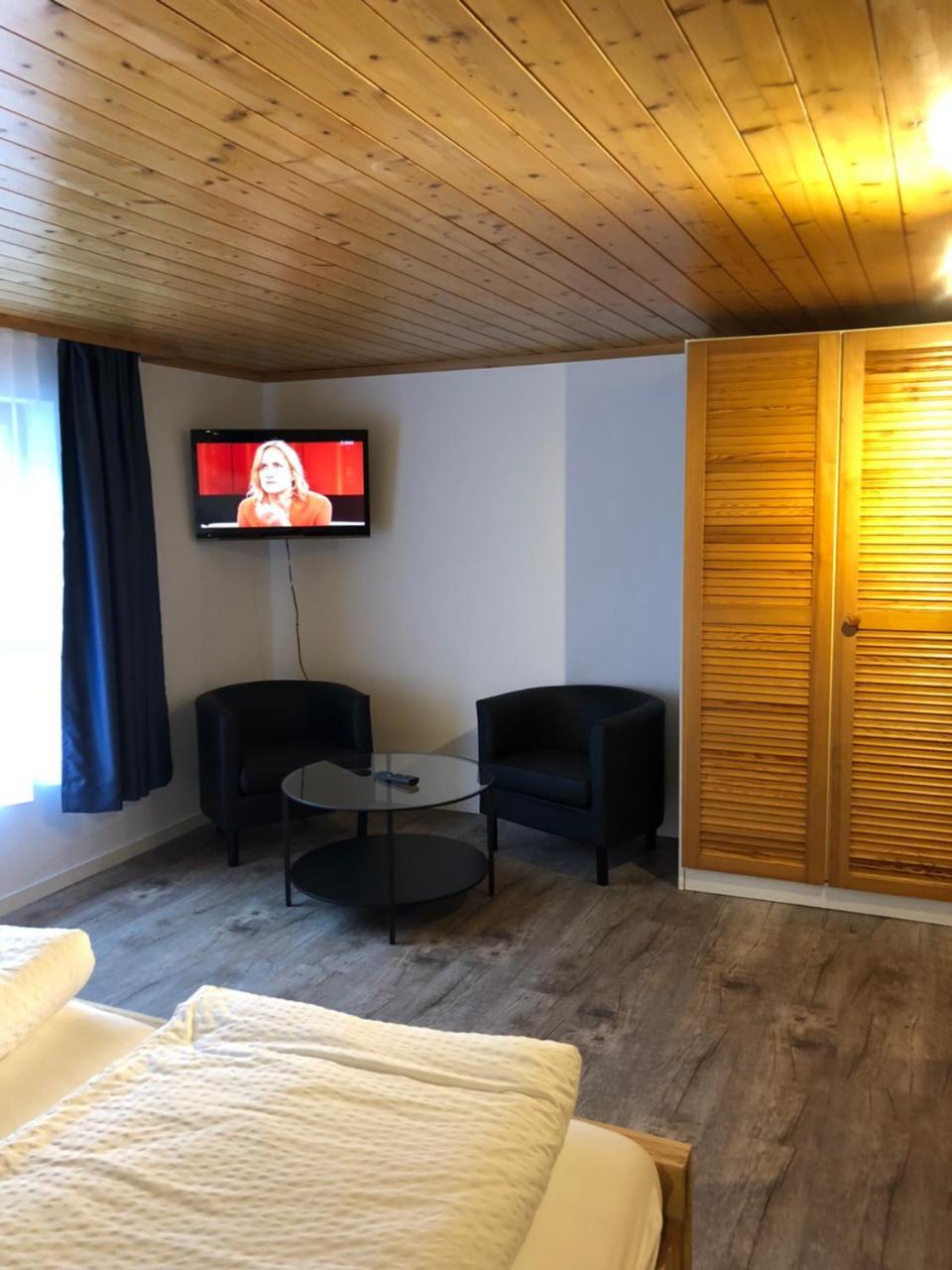 Hotel Restaurant Simplon 프루티겐 외부 사진