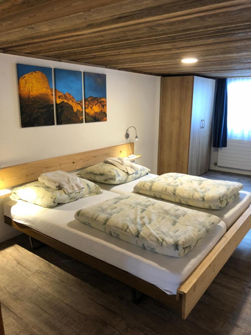 Hotel Restaurant Simplon 프루티겐 외부 사진